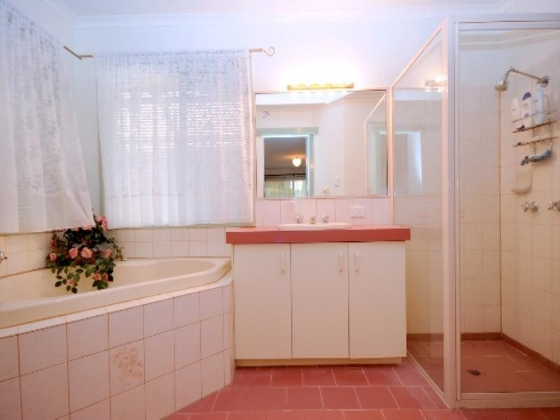 12 Orange Grove Road, Highfields QLD 4352