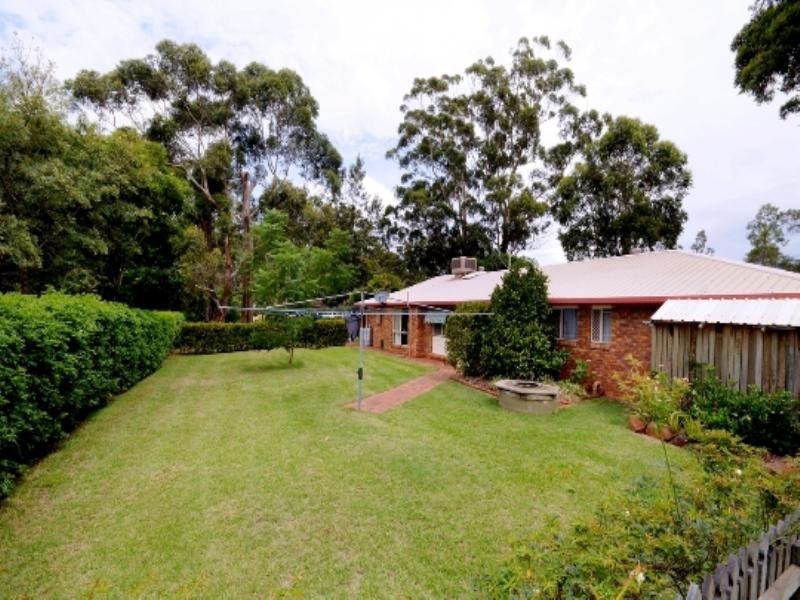 12 Orange Grove Road, Highfields QLD 4352