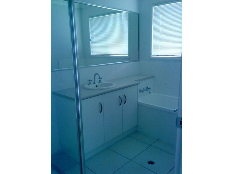 18 Hendra Court, Highfields QLD 4352