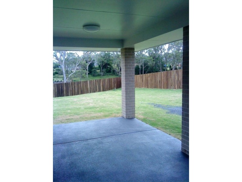 18 Hendra Court, Highfields QLD 4352