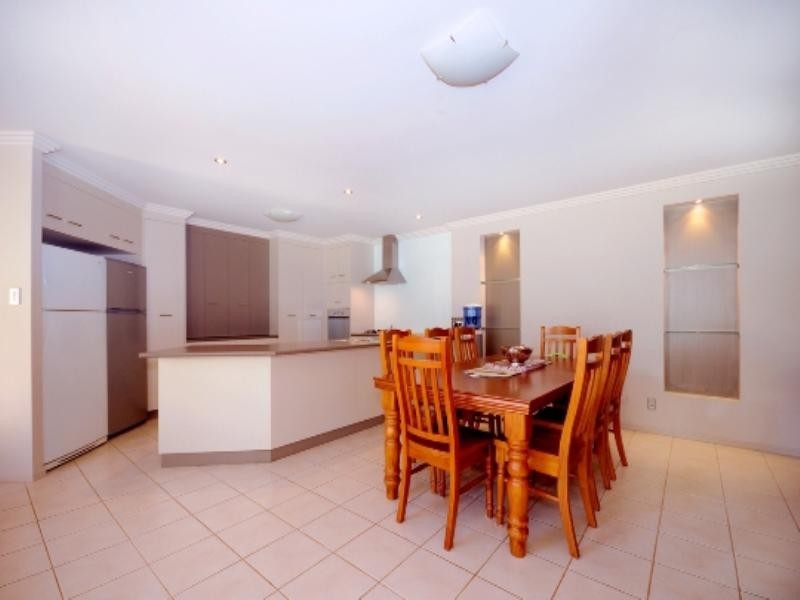 18 Highfields Road, Highfields QLD 4352