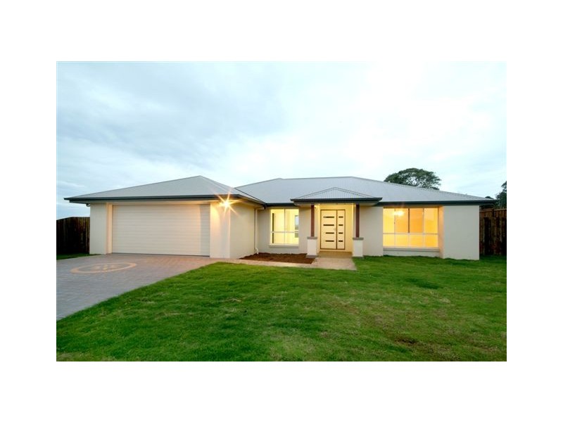 16 Honeyeater Drive, Highfields QLD 4352