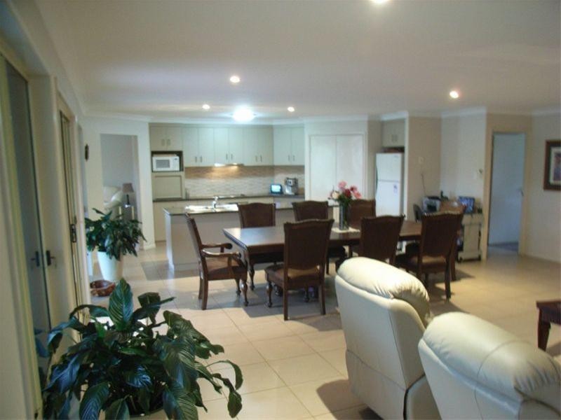 2 Jonathan Street, Highfields QLD 4352