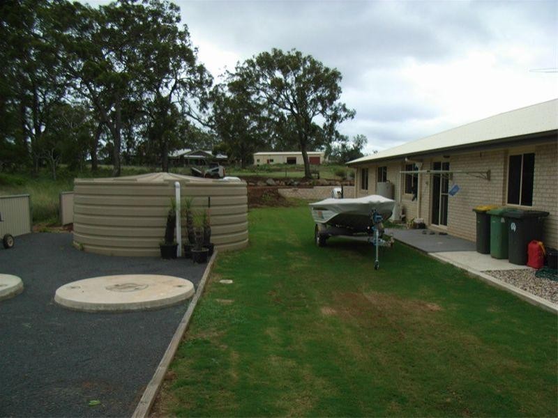 2 Jonathan Street, Highfields QLD 4352