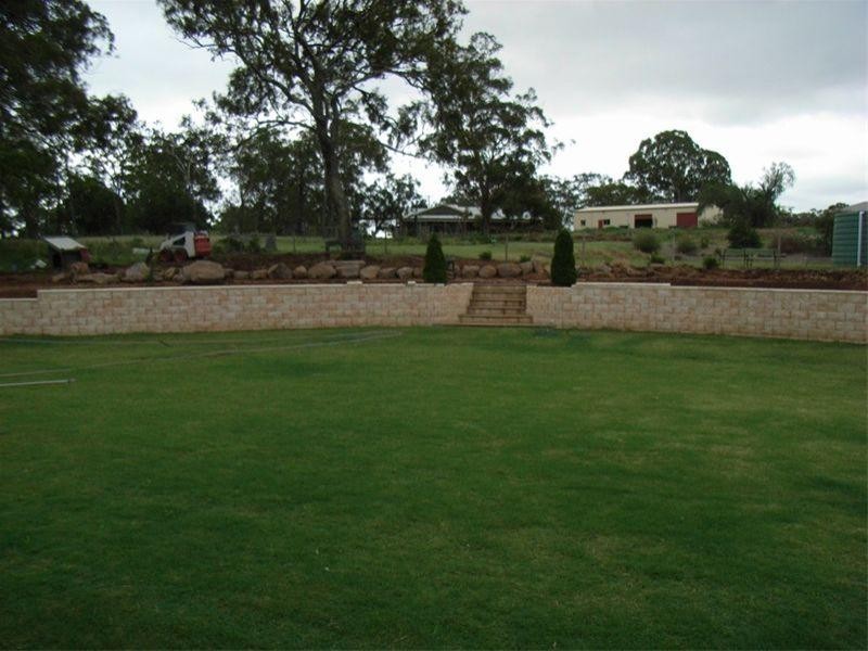 2 Jonathan Street, Highfields QLD 4352