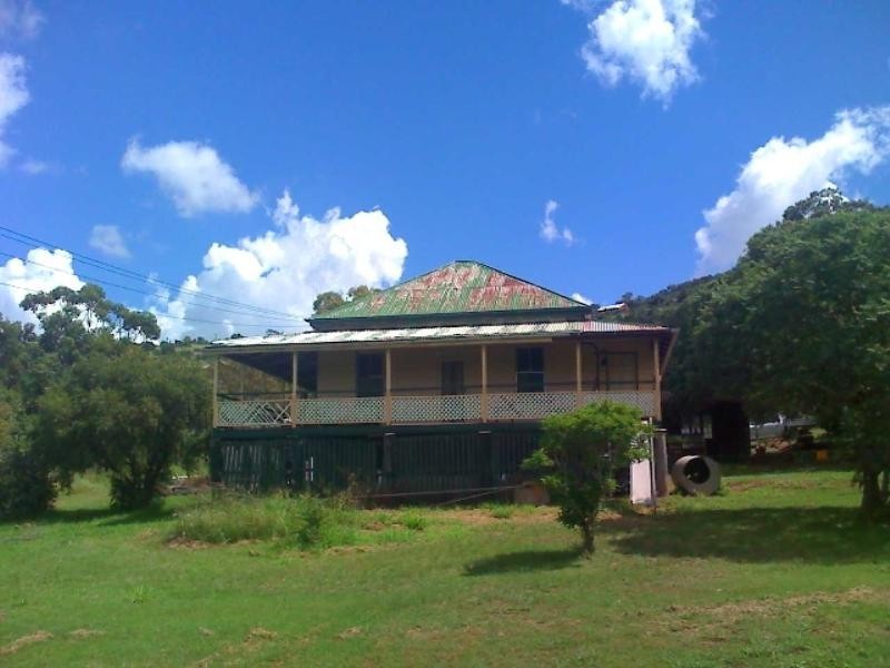 115 Glencoe Yalangur Road, Meringandan West QLD 4352