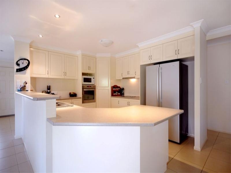 72 Smythe Drive, Highfields QLD 4352