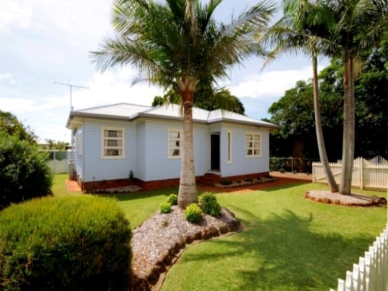 35 Butt Street, Harristown QLD 4350