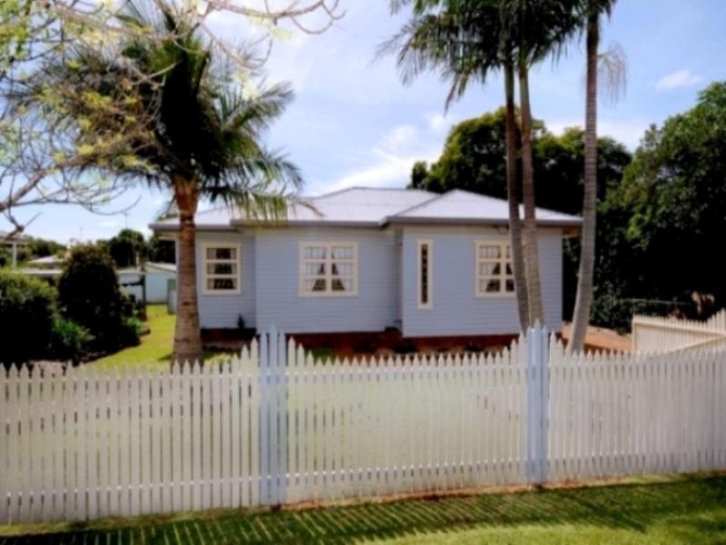 35 Butt Street, Harristown QLD 4350