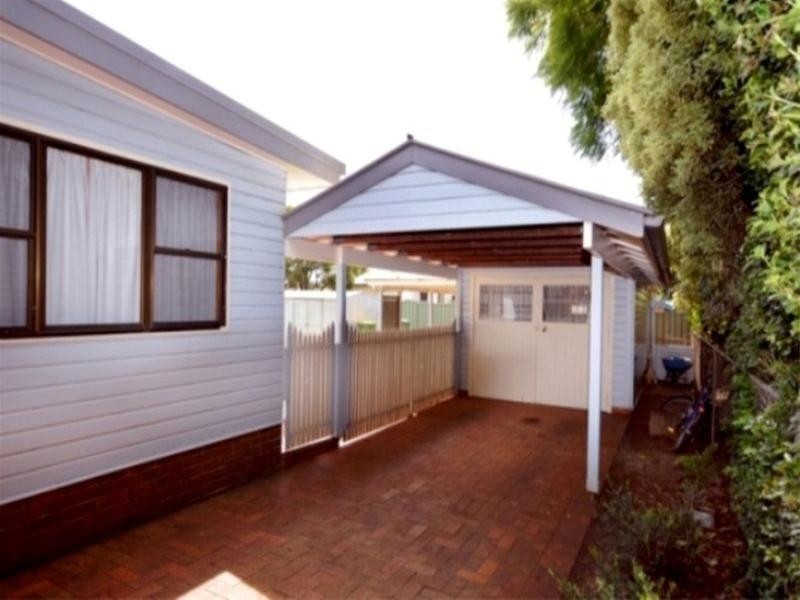 35 Butt Street, Harristown QLD 4350