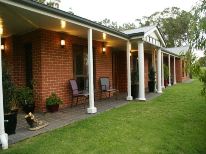 3 Jackson Close, Highfields QLD 4352