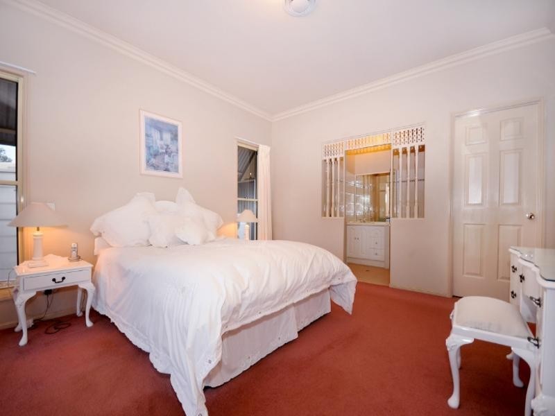 8 Bunya View Drive, Highfields QLD 4352