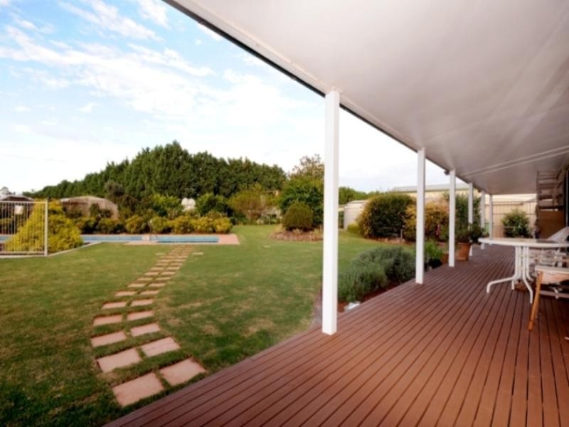 8 Bunya View Drive, Highfields QLD 4352