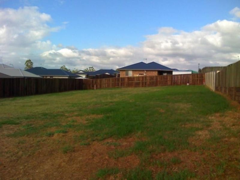 4 Koel Crescent, Highfields QLD 4352