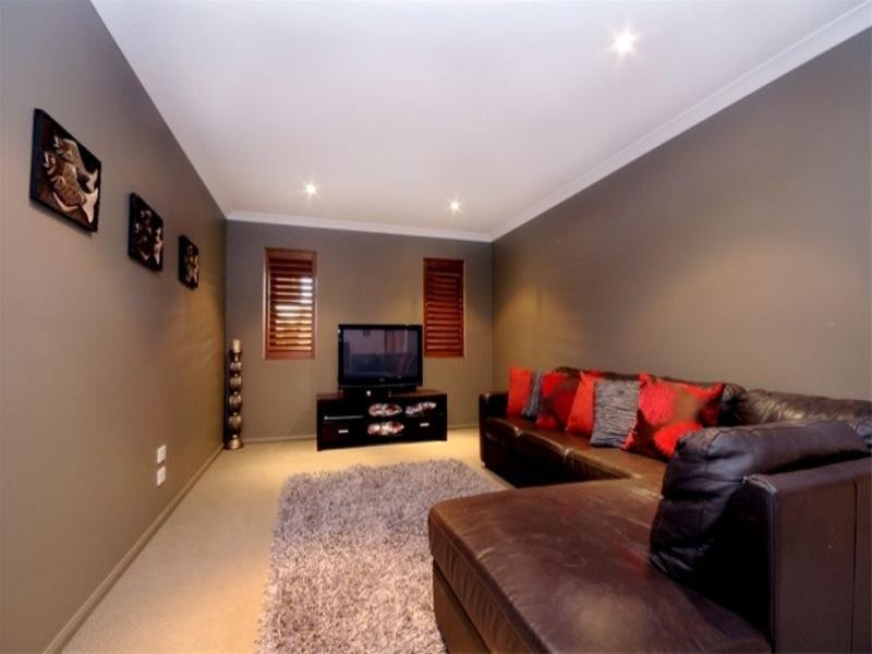 34 Smythe Drive, Highfields QLD 4352