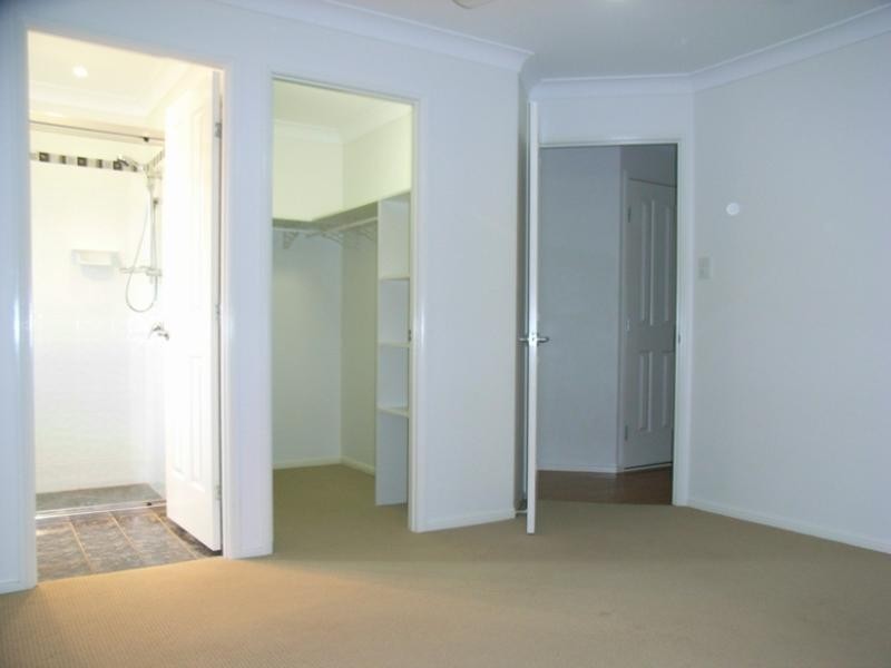 26 Smythe Drive, Highfields QLD 4352