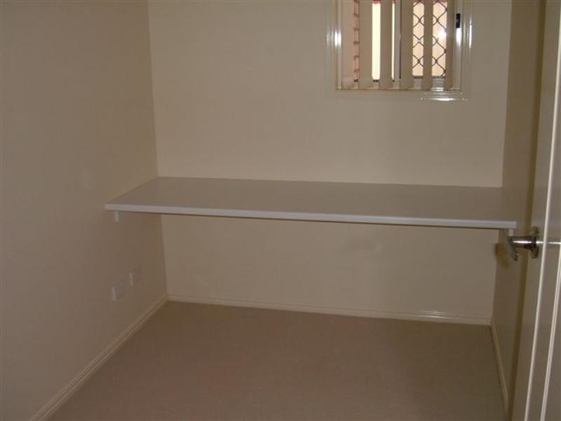 8 Kestral Drive, Highfields QLD 4352