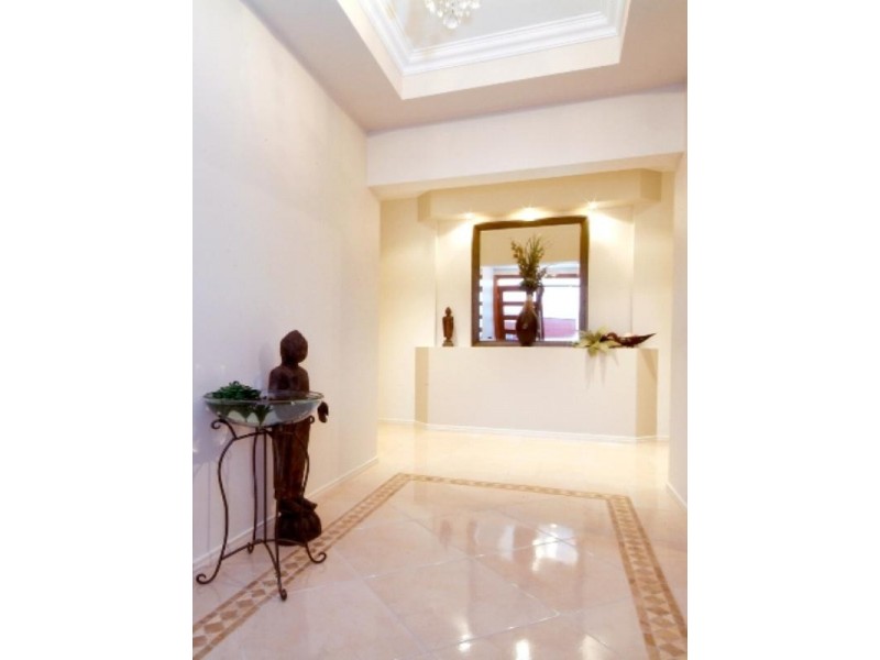 2 Cockatoo Court, Highfields QLD 4352