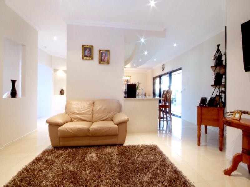 2 Cockatoo Court, Highfields QLD 4352