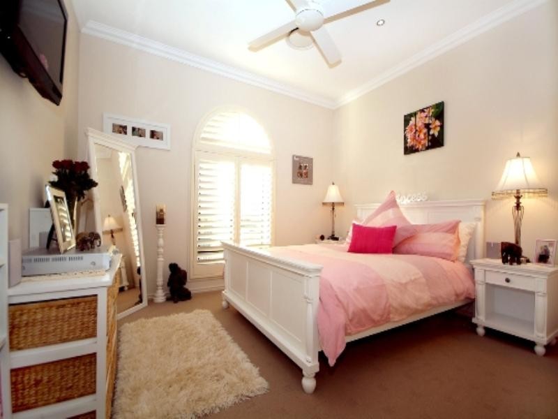 2 Cockatoo Court, Highfields QLD 4352