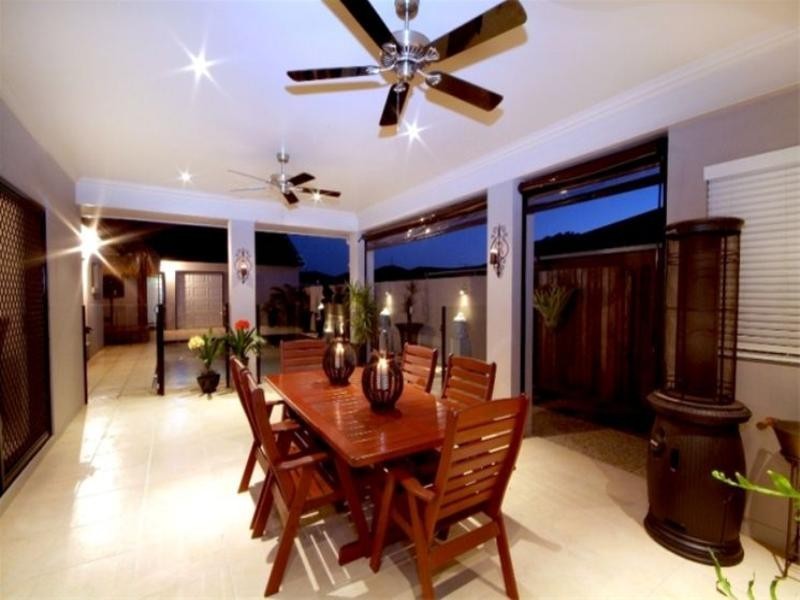 2 Cockatoo Court, Highfields QLD 4352