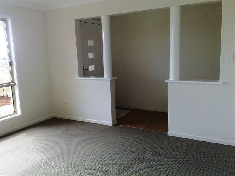 3 Camborne Street, Highfields QLD 4352