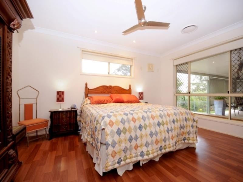 1 Kimdon Crescent, Highfields QLD 4352