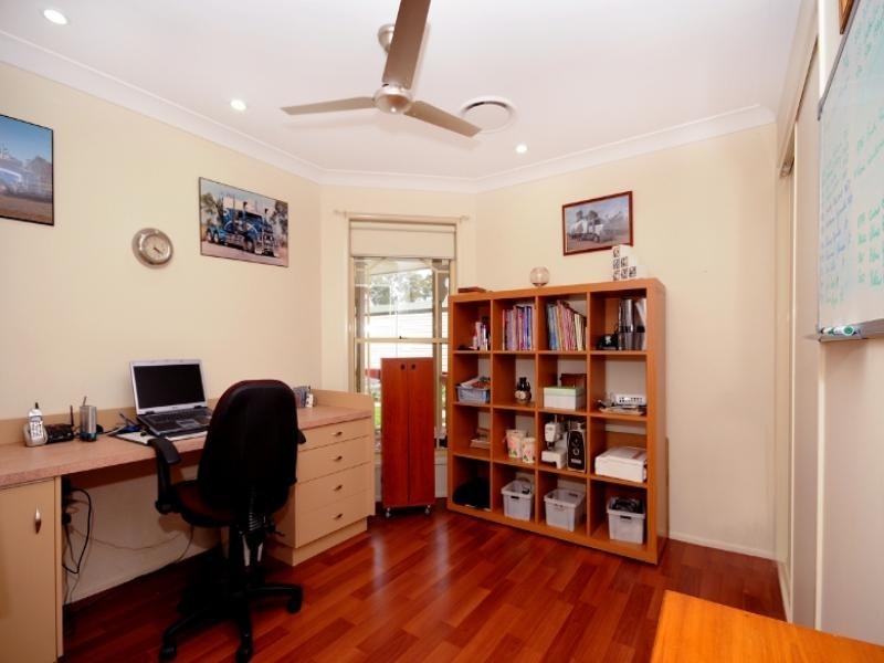 1 Kimdon Crescent, Highfields QLD 4352