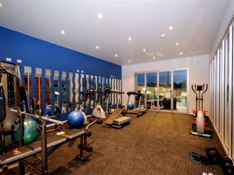 2/26 Andersson Court, Highfields QLD 4352