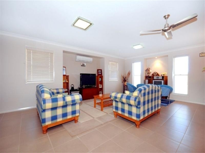 53 Smythe Drive, Highfields QLD 4352