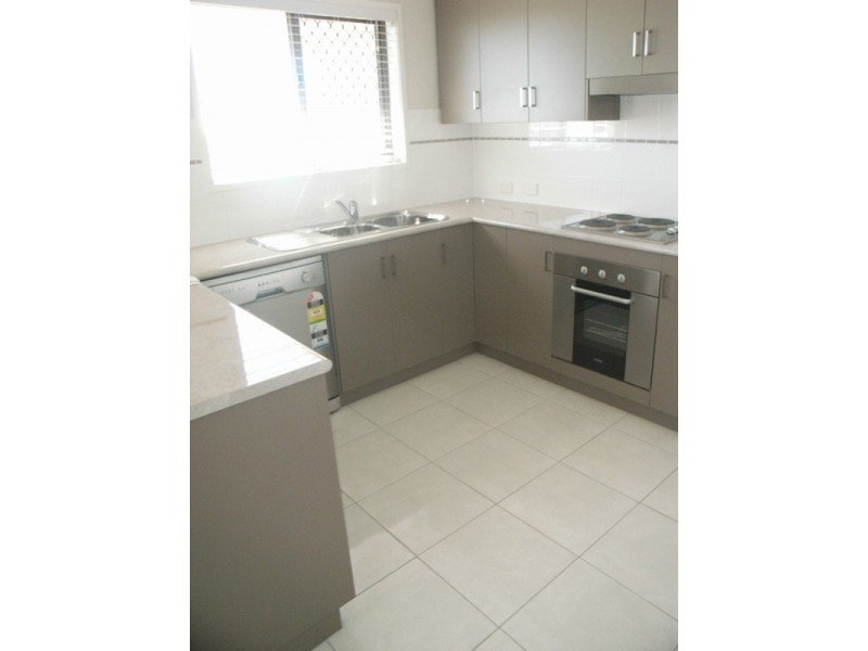 34 Kalimna Drive, Highfields QLD 4352