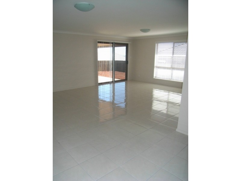 34 Kalimna Drive, Highfields QLD 4352