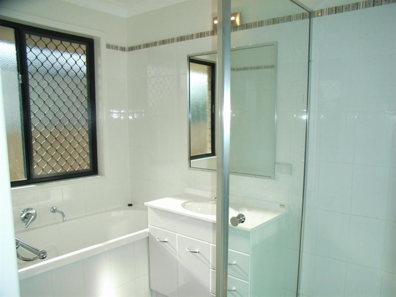26 Smythe Drive, Highfields QLD 4352