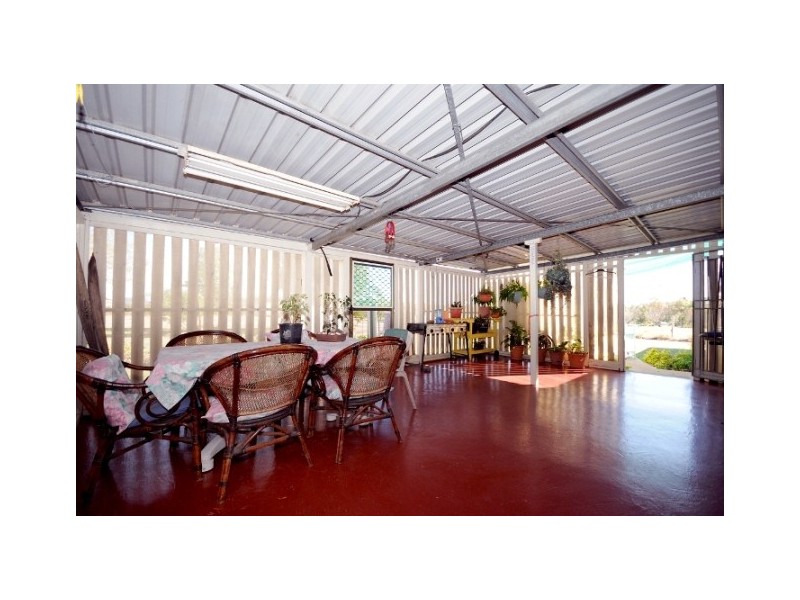 21 Clifford Street, Meringandan West QLD 4352