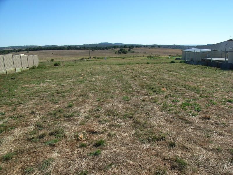 7 Alexander Avenue, Highfields QLD 4352