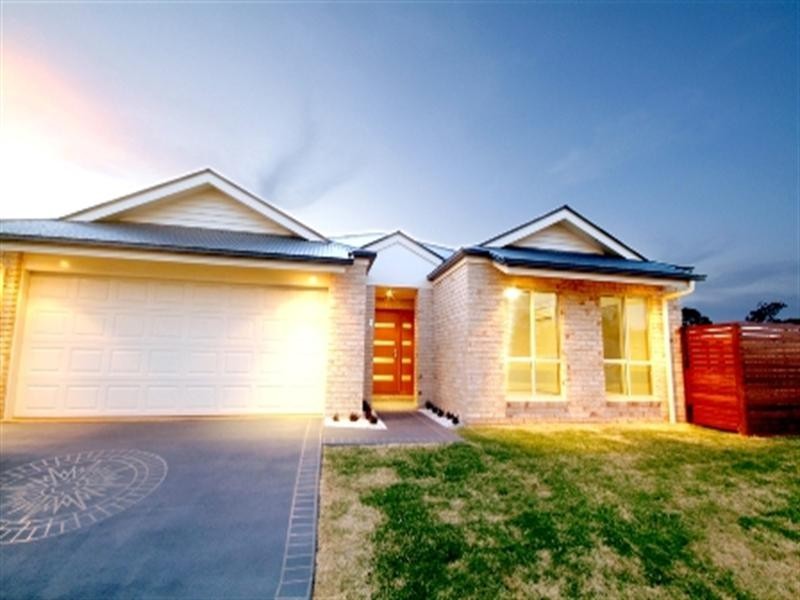 1/9 Sambar Court, Kearneys Spring QLD 4350