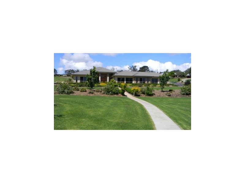 4 Kimberley Court, Blue Mountain Heights QLD 4350