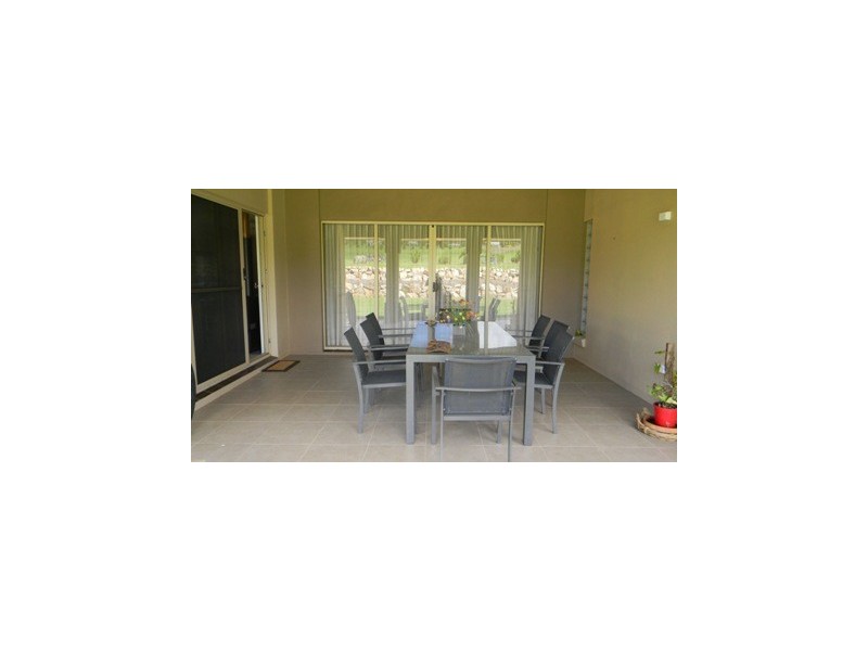 4 Kimberley Court, Blue Mountain Heights QLD 4350