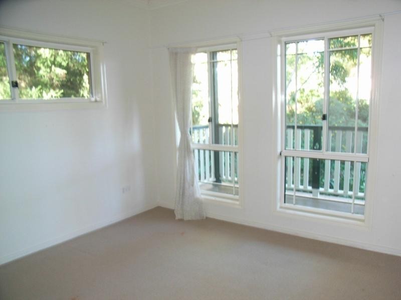 25 Granada Drive, Highfields QLD 4352