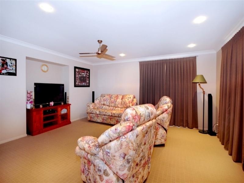 53 Smythe Drive, Highfields QLD 4352