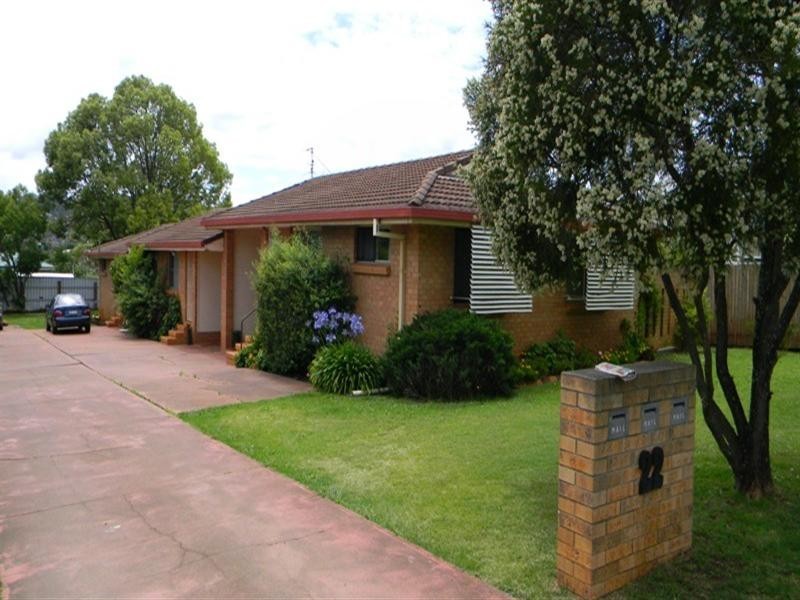 22 Whichello Street, Newtown QLD 4350