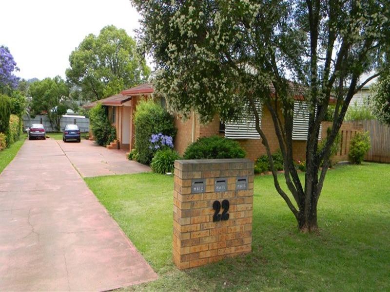 22 Whichello Street, Newtown QLD 4350