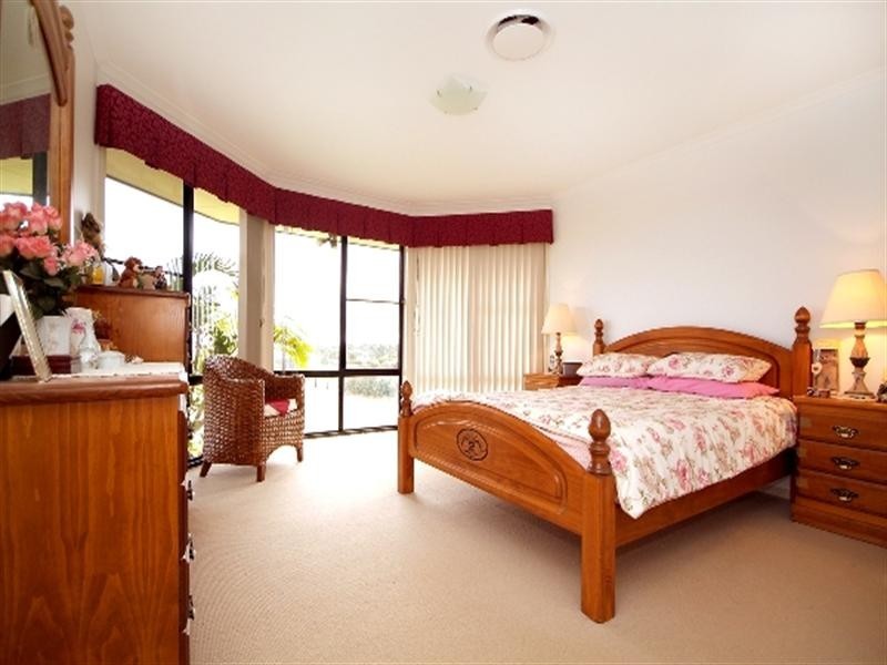 11 Cole Drive, Highfields QLD 4352