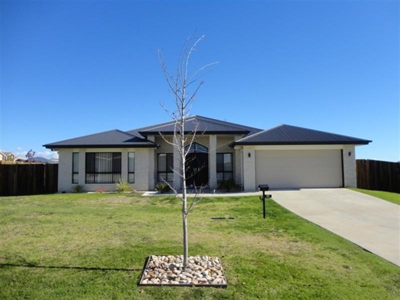 23 Honeyeater Drive, Highfields QLD 4352
