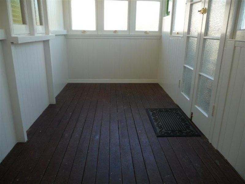 8 Parkinson Street, South Toowoomba QLD 4350