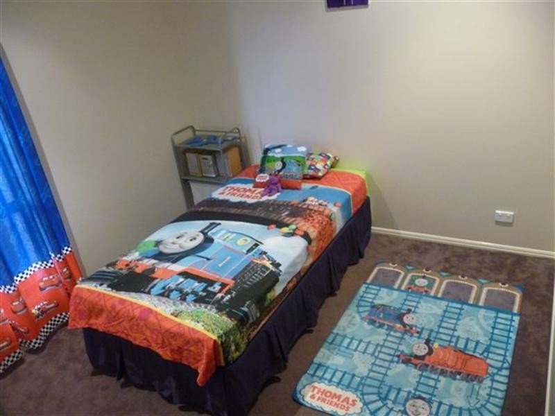 4 Emily Court, Highfields QLD 4352