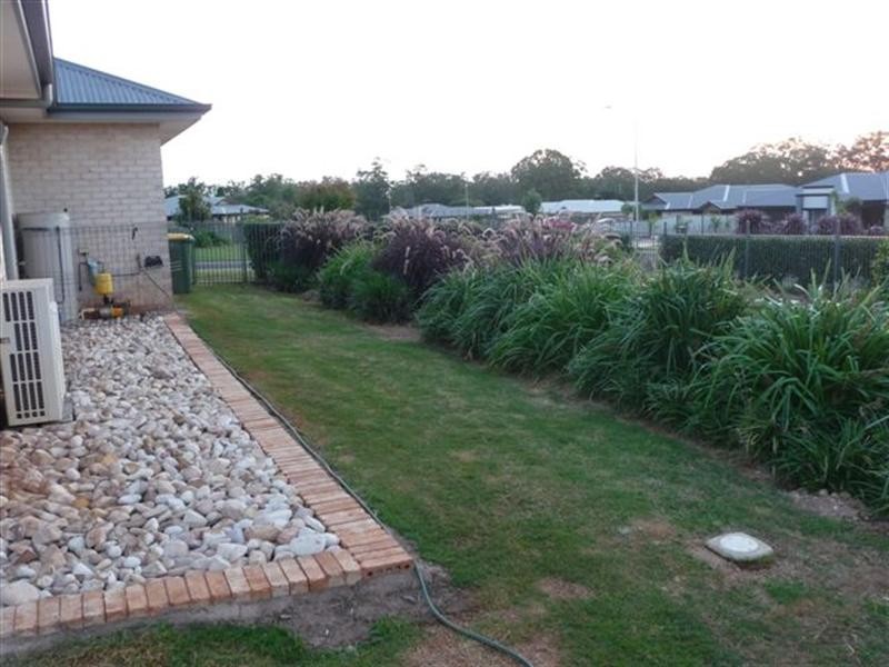 4 Emily Court, Highfields QLD 4352