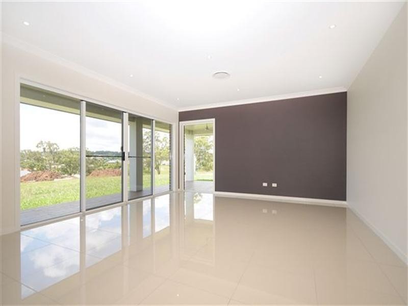 61 Federation Drive, Highfields QLD 4352