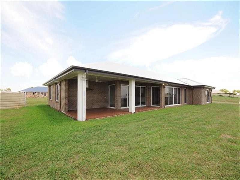 61 Federation Drive, Highfields QLD 4352