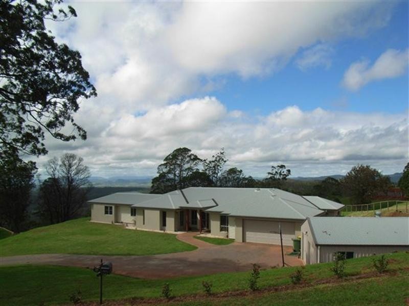 19 Bogong Court, Spring Bluff QLD 4352